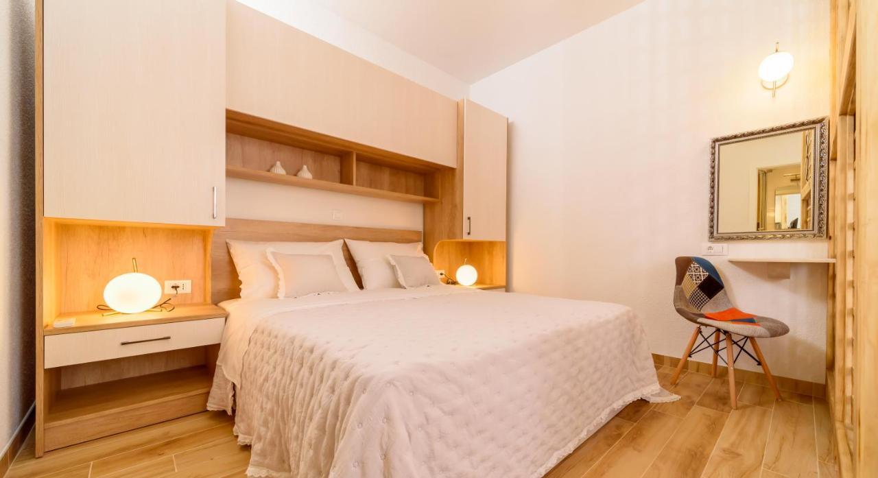 Apartment Cvita Baška Voda Exterior foto